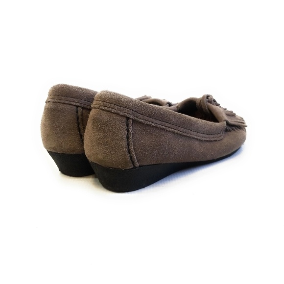 MINNETONKA Gray Suede Moccasin Loafers Flats 8.5 - Picture 3 of 8